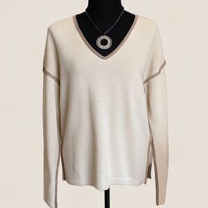 NWT Mystree Contrast Trim V-Neck Sweater in Oatmeal | Size L